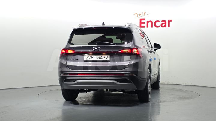 Hyundai SantaFe 2022 — 4