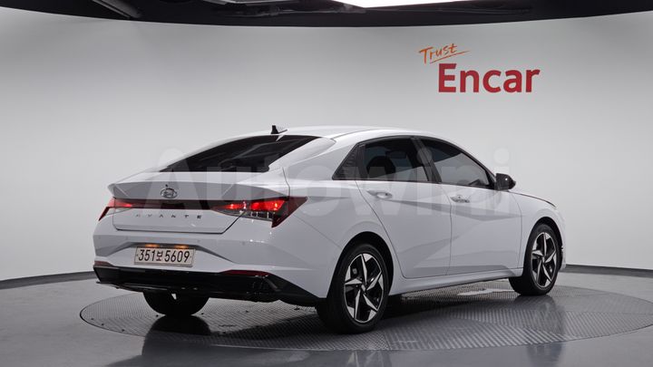 Hyundai Avante 2023 — 2