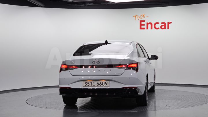 Hyundai Avante 2023 — 4