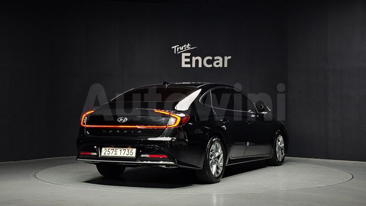 Hyundai Sonata 2022 — 2