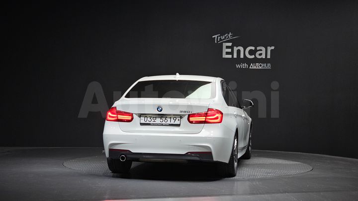 BMW 3 Series 2018 — 4