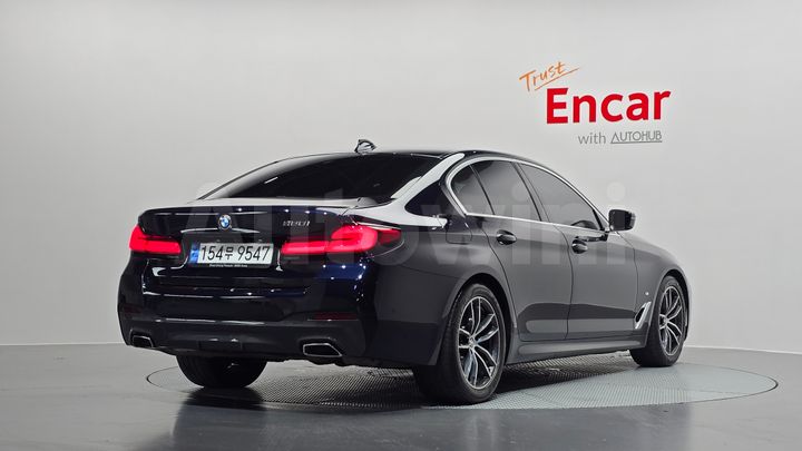 BMW 5 Series 2022 — 2
