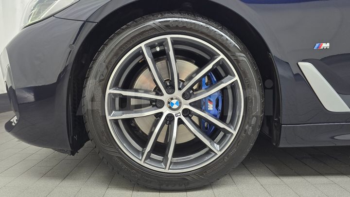 BMW 5 Series 2022 — 5