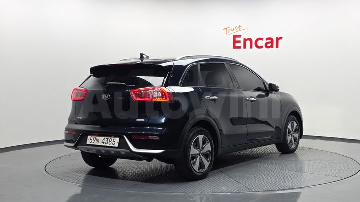 Kia Niro 2018 — 2