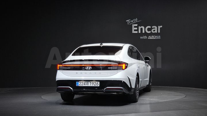 Hyundai Sonata 2025 — 4