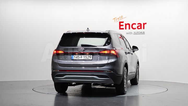 Hyundai SantaFe 2022 — 4