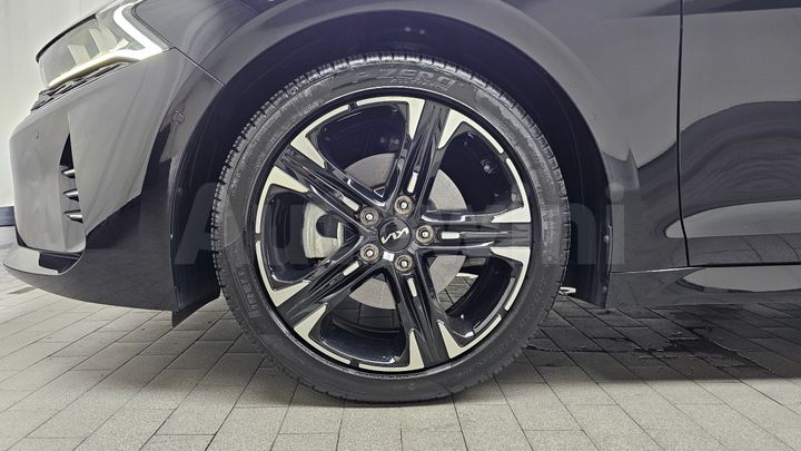 Kia K5 2023 — 5