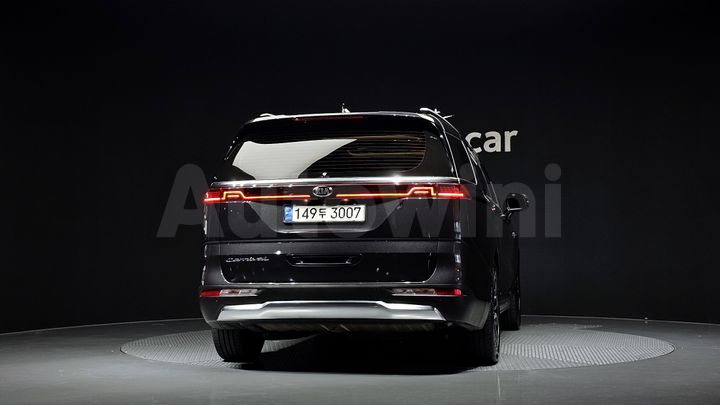 Kia Carnival 2021 — 4