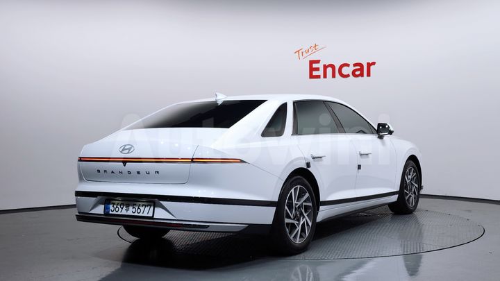Hyundai Grandeur 2026 — 2