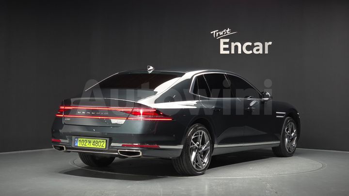 Genesis G90 2024 — 2