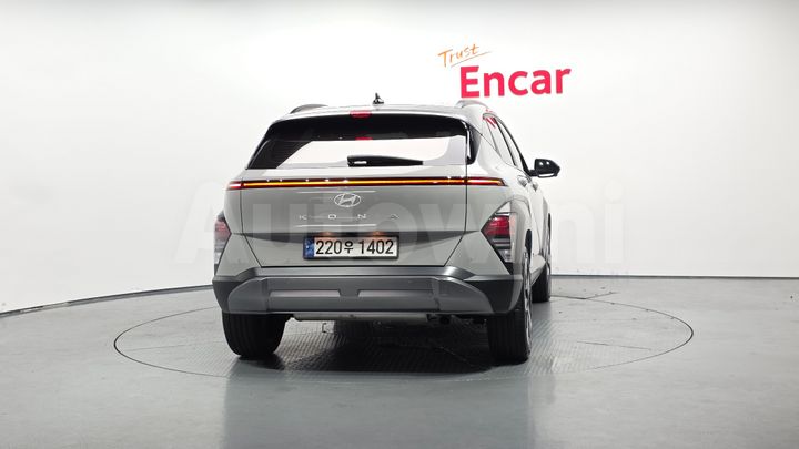 Hyundai Kona 2023 — 3