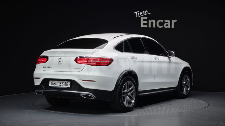Mercedes Benz GLC Class 2018 — 2