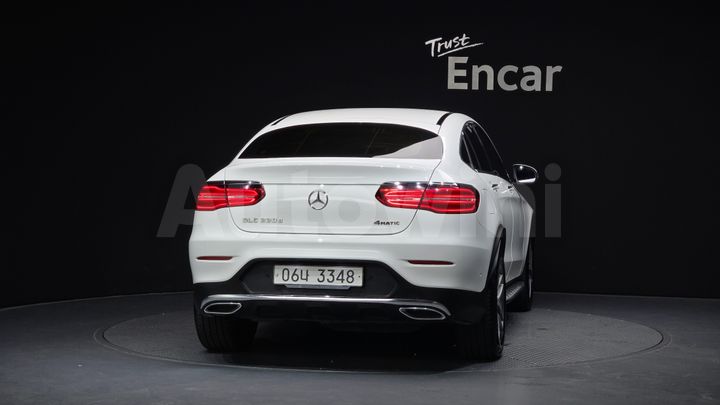Mercedes Benz GLC Class 2018 — 4