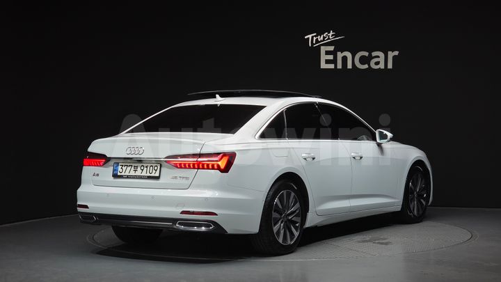 Audi A6 2021 — 2