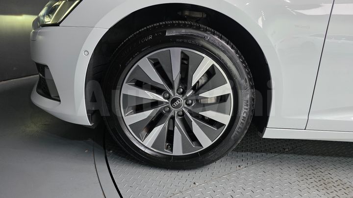 Audi A6 2021 — 5