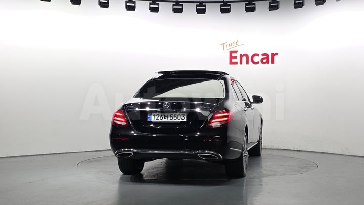 Mercedes-Benz E Class 2020 — 4