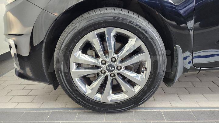 Kia Carnival 2015 — 5