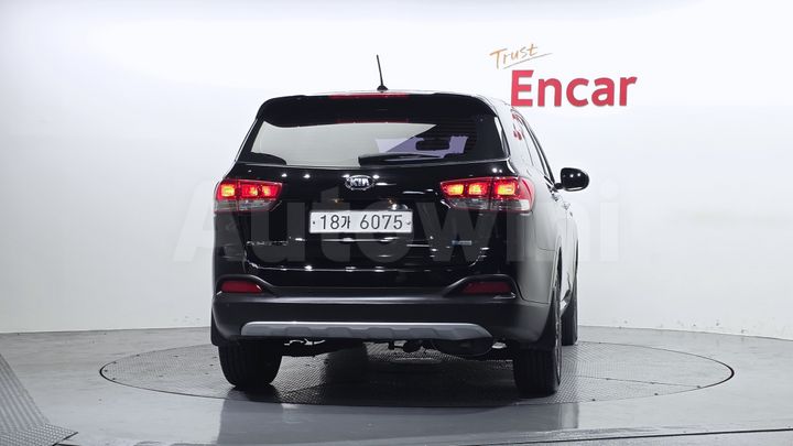 Kia Sorento 2015 — 4