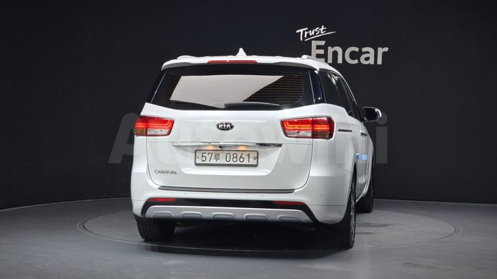 Kia Carnival 2017 — 4