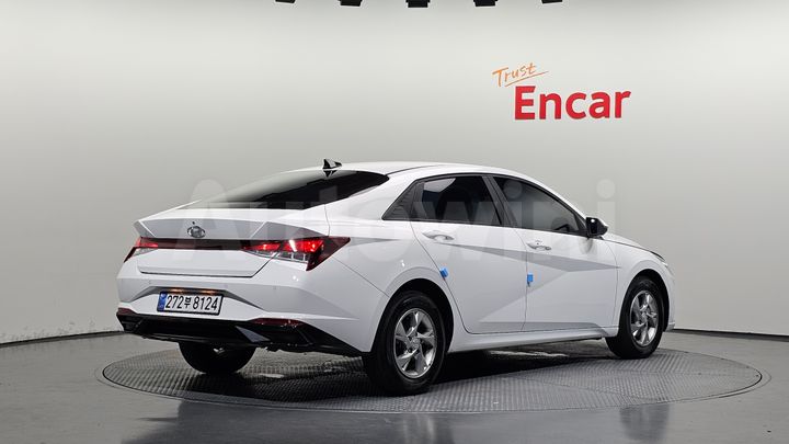 Hyundai Avante 2023 — 2