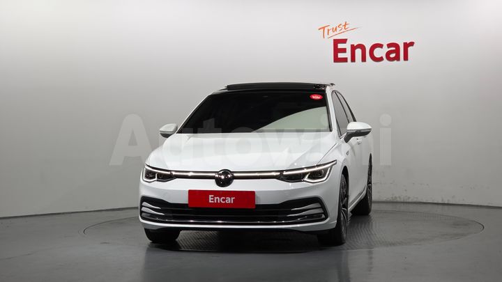 Volkswagen Golf 2024 — 3