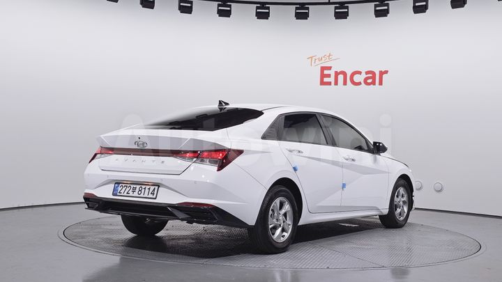 Hyundai Avante 2023 — 2