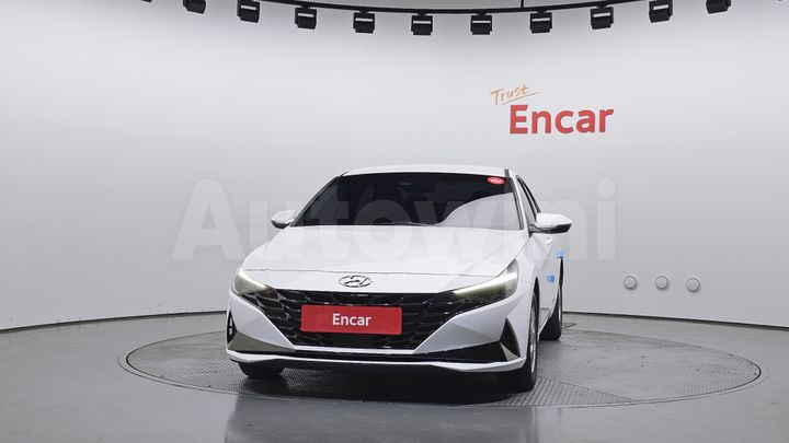 Hyundai Avante 2023 — 3