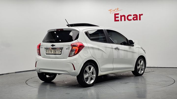 Chevrolet Spark 2016 — 2