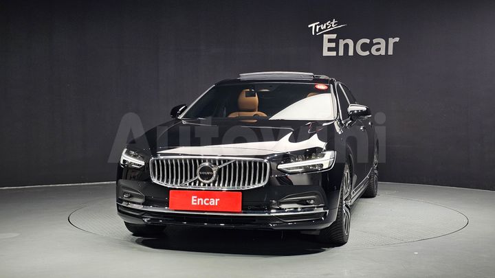 Volvo S90 2023 — 3