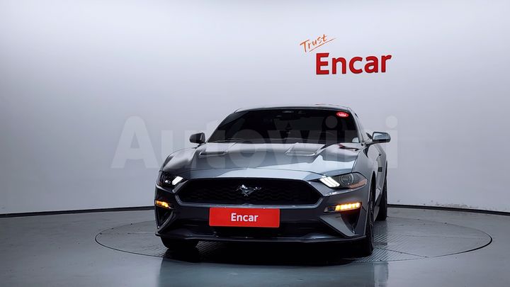 Ford Mustang 2021 — 3