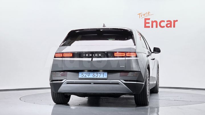 Hyundai Ioniq5 2023 — 3
