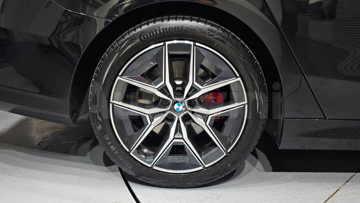 BMW 5 Series 2026 — 5