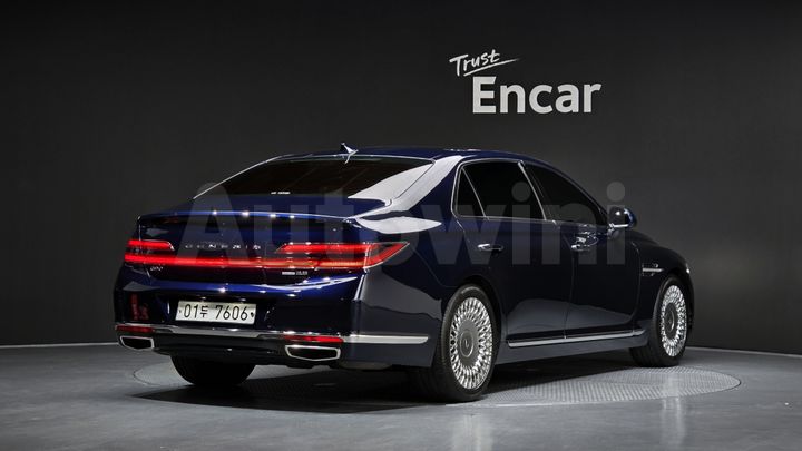 Genesis G90 2019 — 2