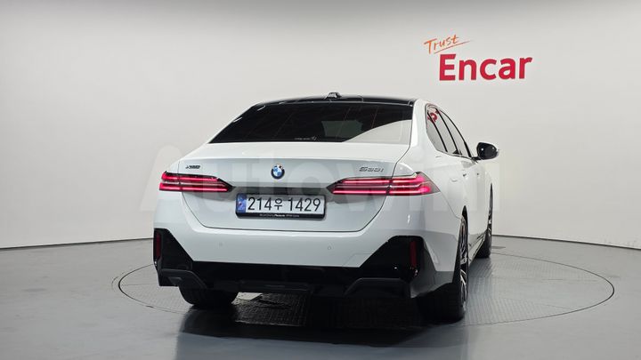 BMW 5 Series 2024 — 4
