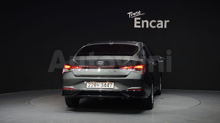 Hyundai Avante 2023 — 4