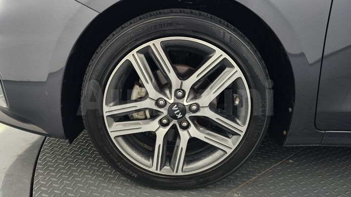 Kia K3 2019 — 5