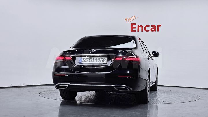 Mercedes-Benz E Class 2021 — 4