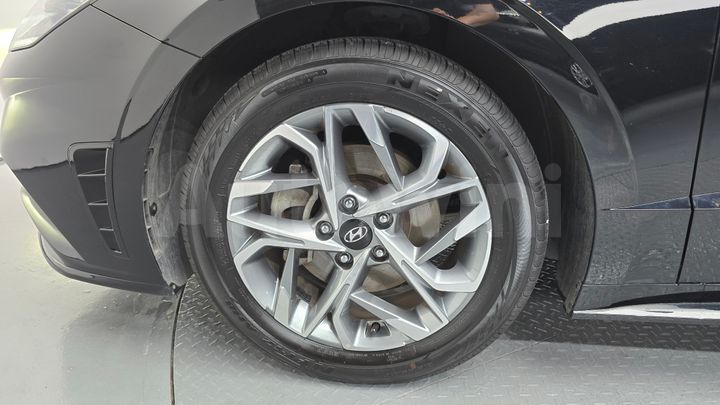 Hyundai Sonata 2023 — 5