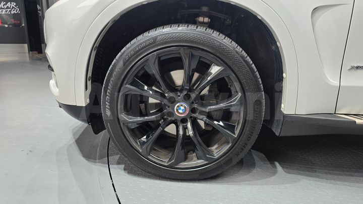 BMW X5 2017 — 5