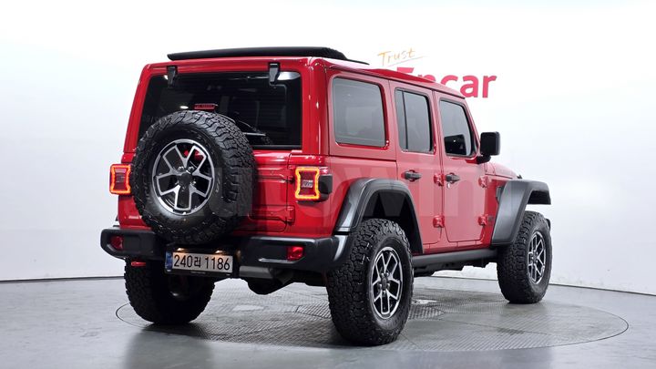 Jeep Wrangler 2024 — 2
