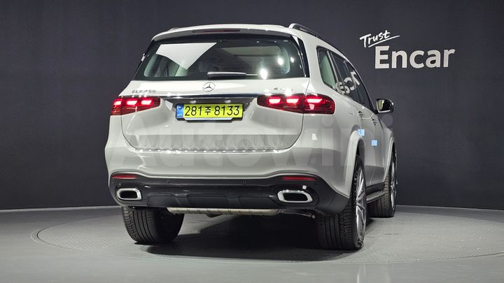 Mercedes-Benz GLS Class 2025 — 4