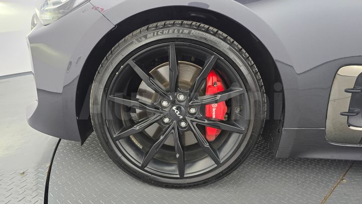 Kia Stinger 2022 — 5