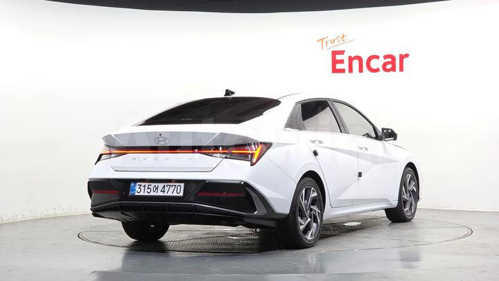 Hyundai Avante 2026 — 2