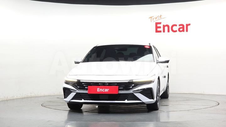 Hyundai Avante 2026 — 3