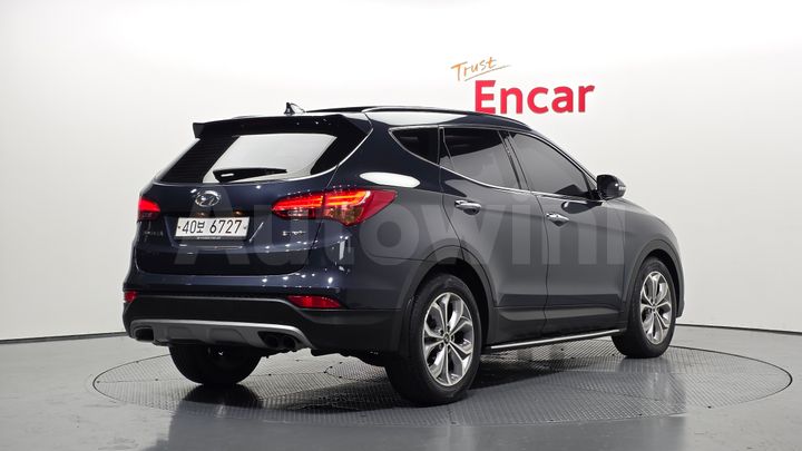 Hyundai SantaFe 2015 — 2