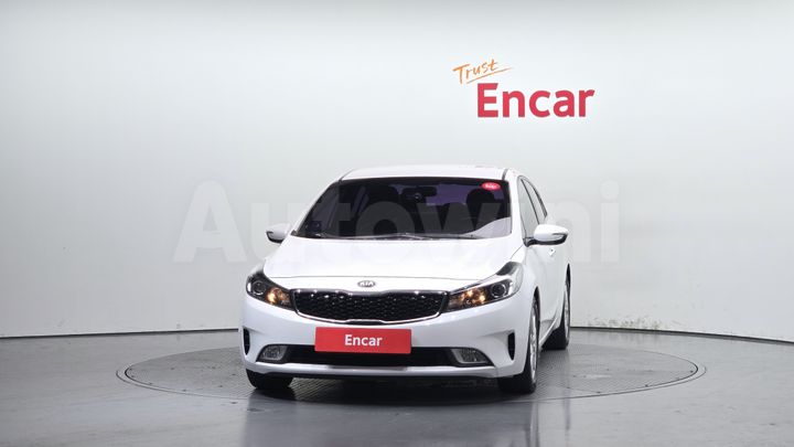 Kia K3 2017 — 3