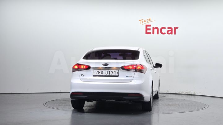 Kia K3 2017 — 4