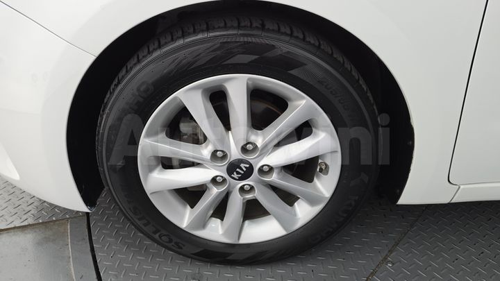 Kia K3 2017 — 5
