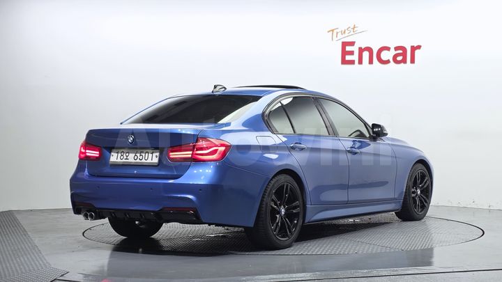 BMW 3 Series 2017 — 2