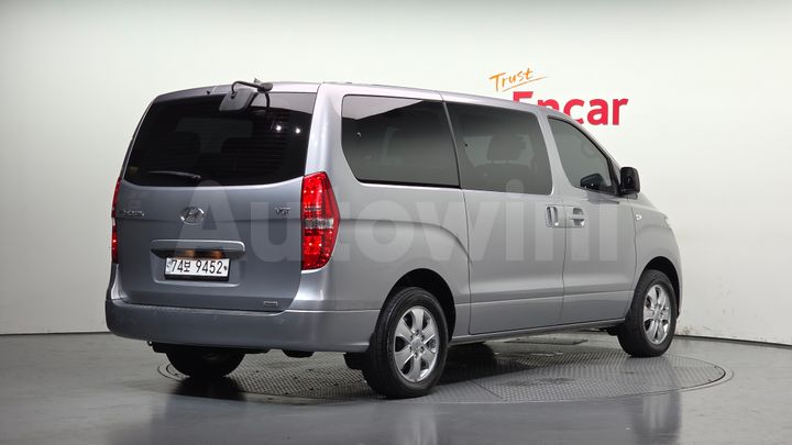 Hyundai Starex 2019 — 2